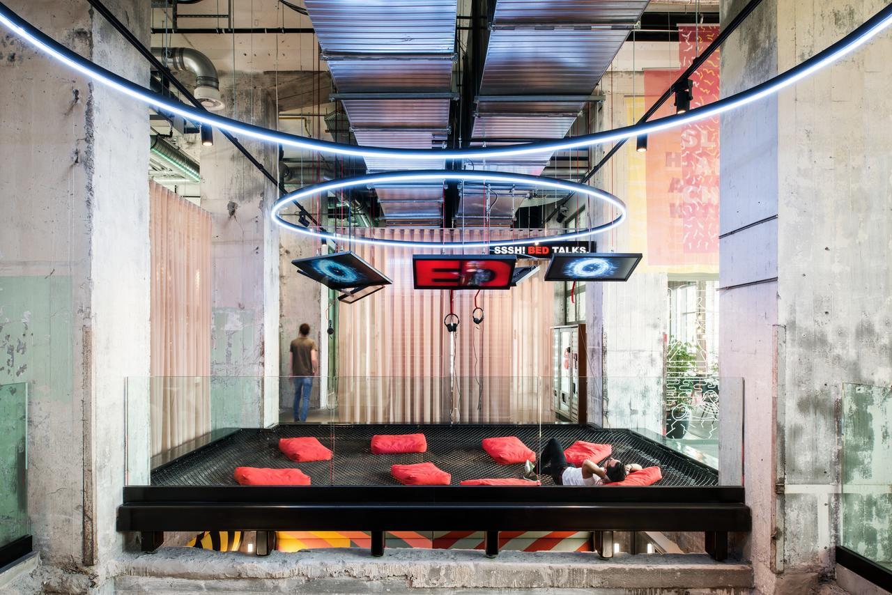 Hotel The Social Hub 4*